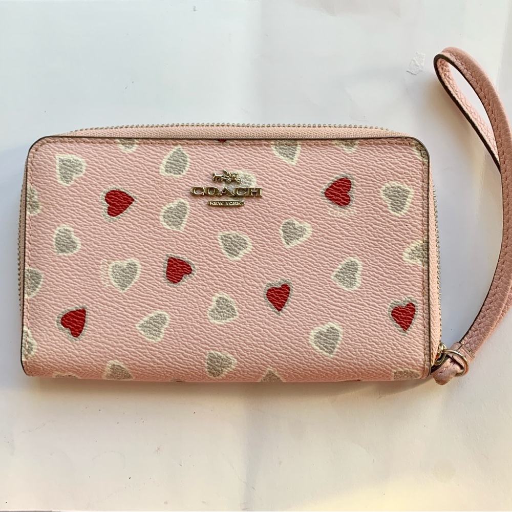 Earth Day Wallet Show!
Pre-travel Closet Clearout - Luxury, Designer, Vintage.. - Picture 5 of 16